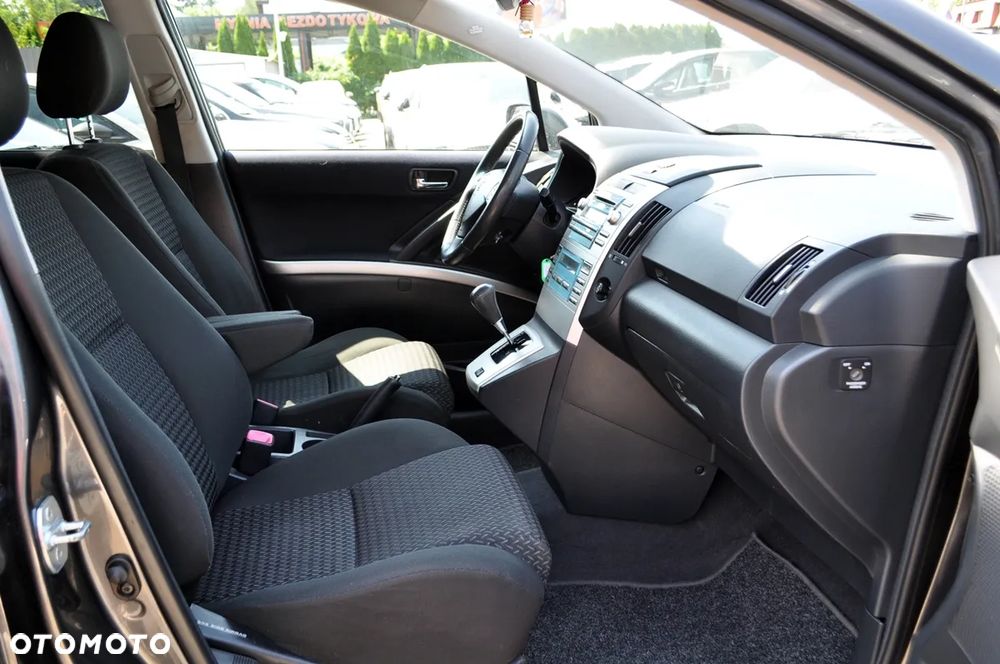 Toyota Corolla Verso 1.8 Premium 7os MM - 33