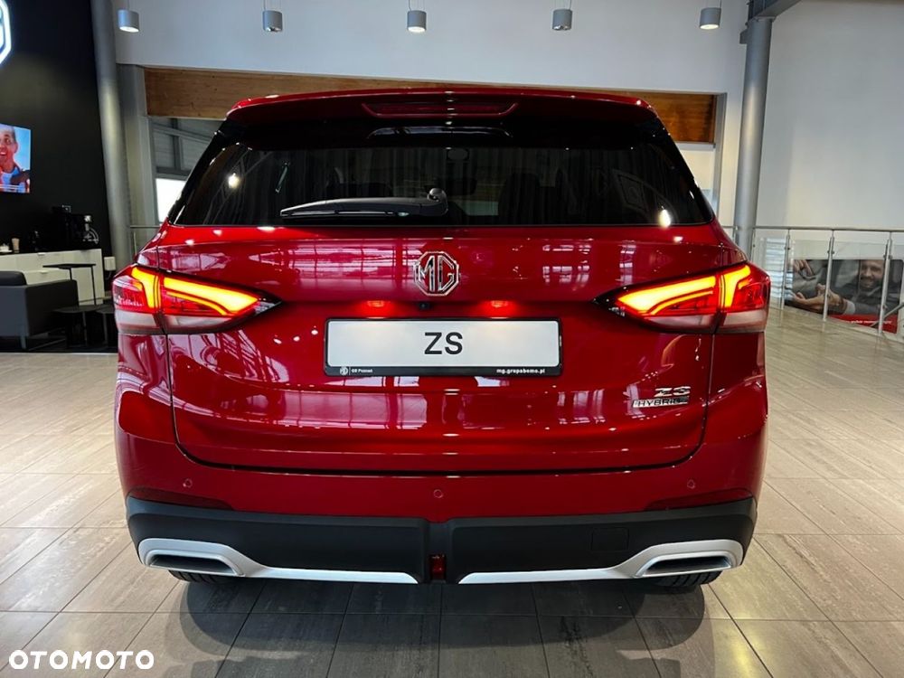 MG ZS - 8