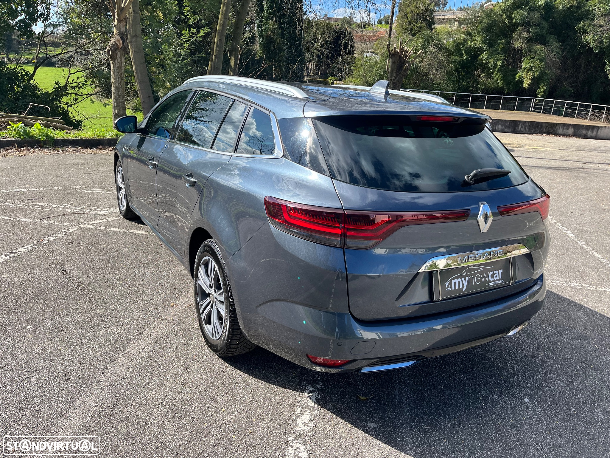 Renault Mégane Sport Tourer - 14