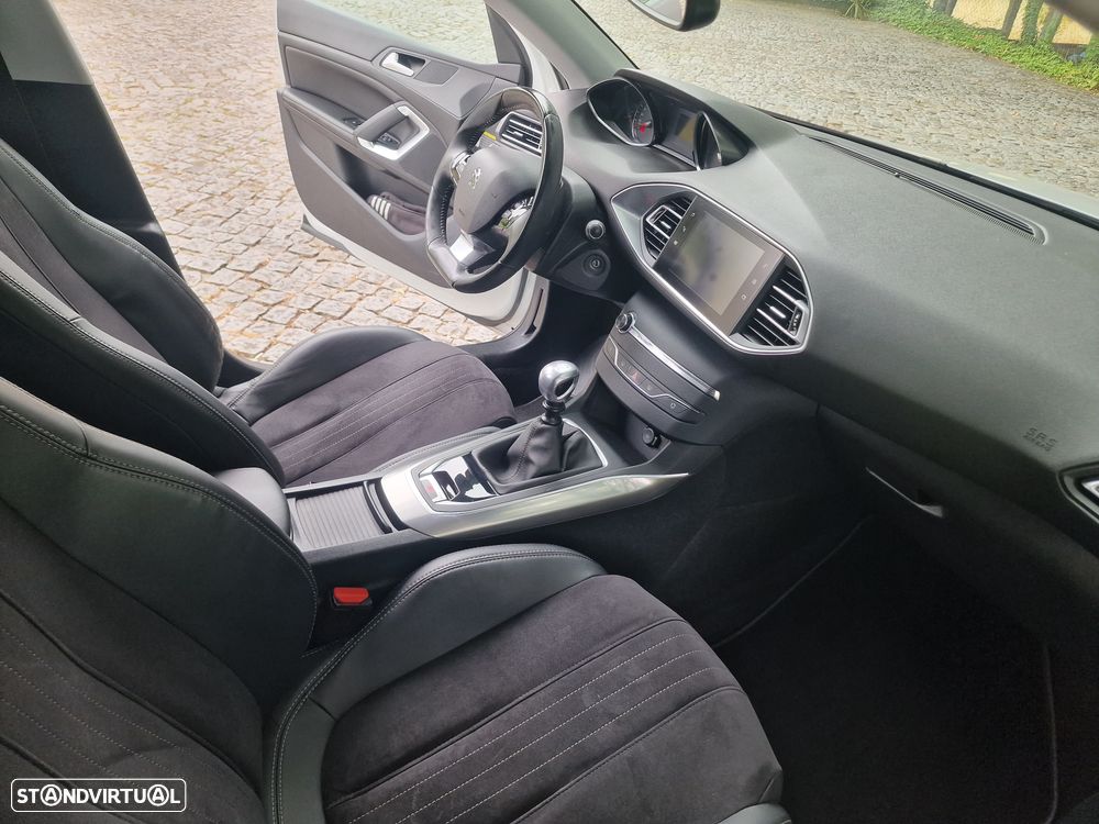Peugeot 308 1.6 BlueHDi Allure J17 - 3