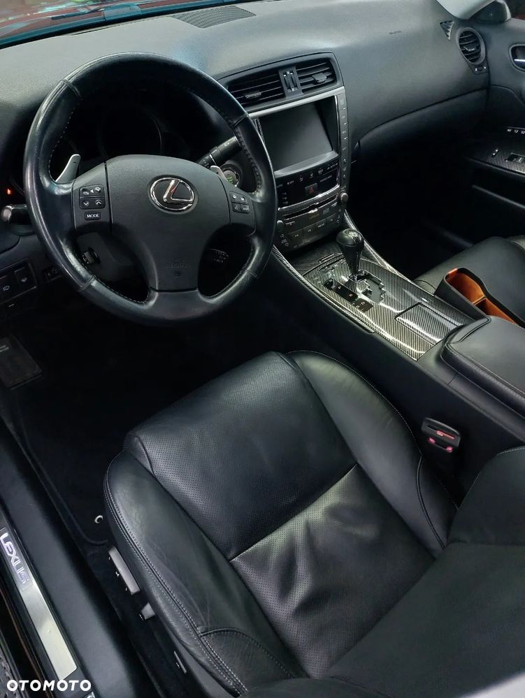 Lexus IS 250 Prestige - 21