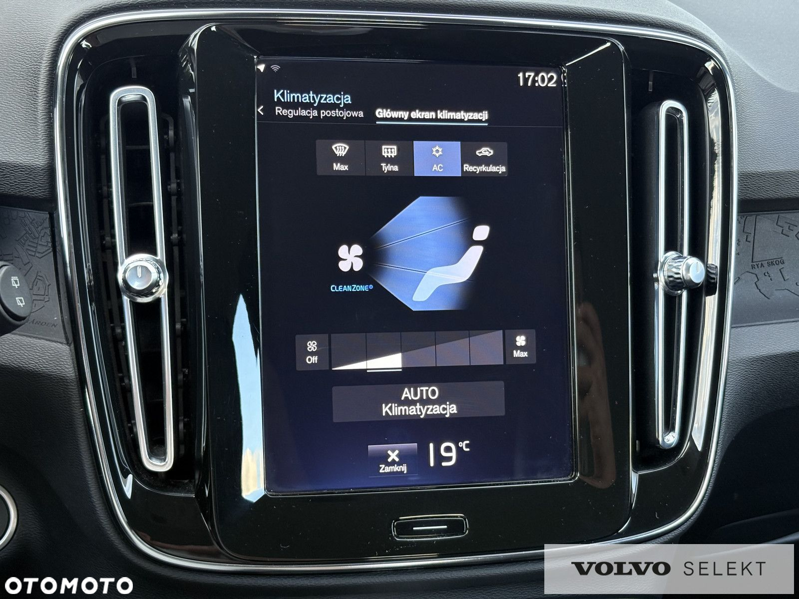 Volvo XC 40 - 19