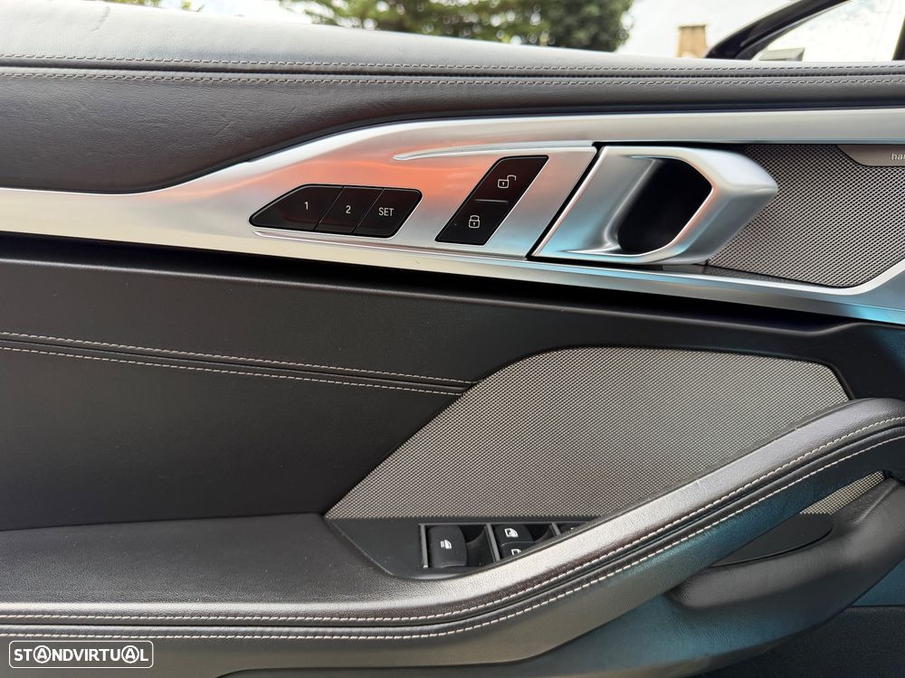 BMW 840 d xDrive Pack M - 29
