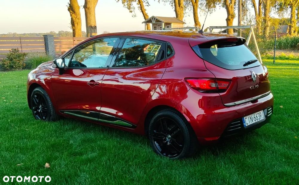 Renault Clio 1.2 16V 75 LIMITED - 5