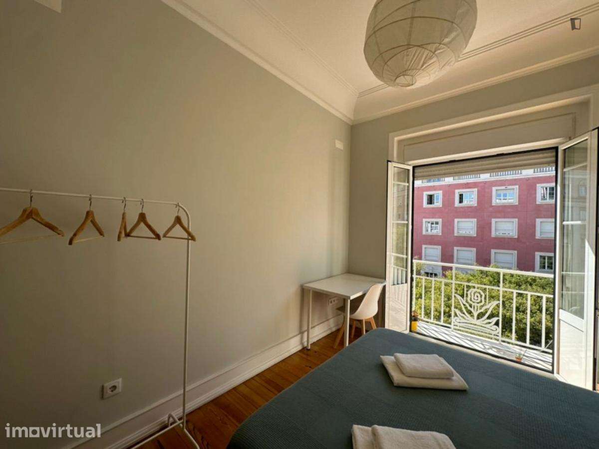 Quarto - localizado em Marquês de Pombal Lisbon - Grande imagem: 5/10