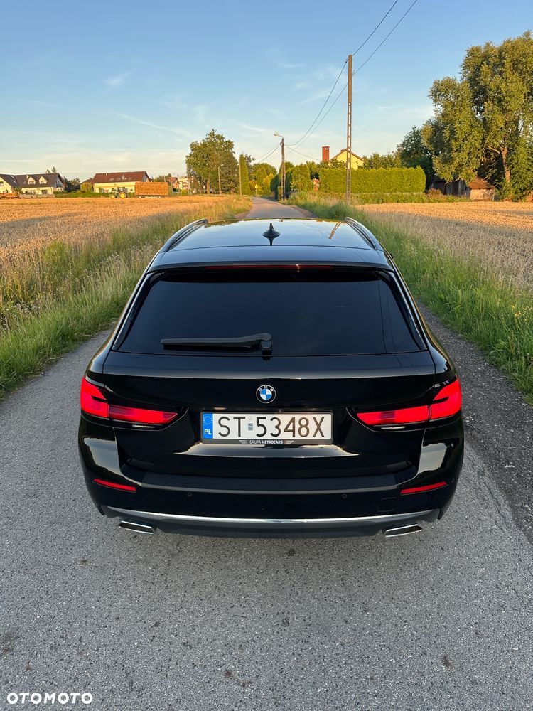 BMW Seria 5 520d xDrive mHEV Luxury Line sport - 9