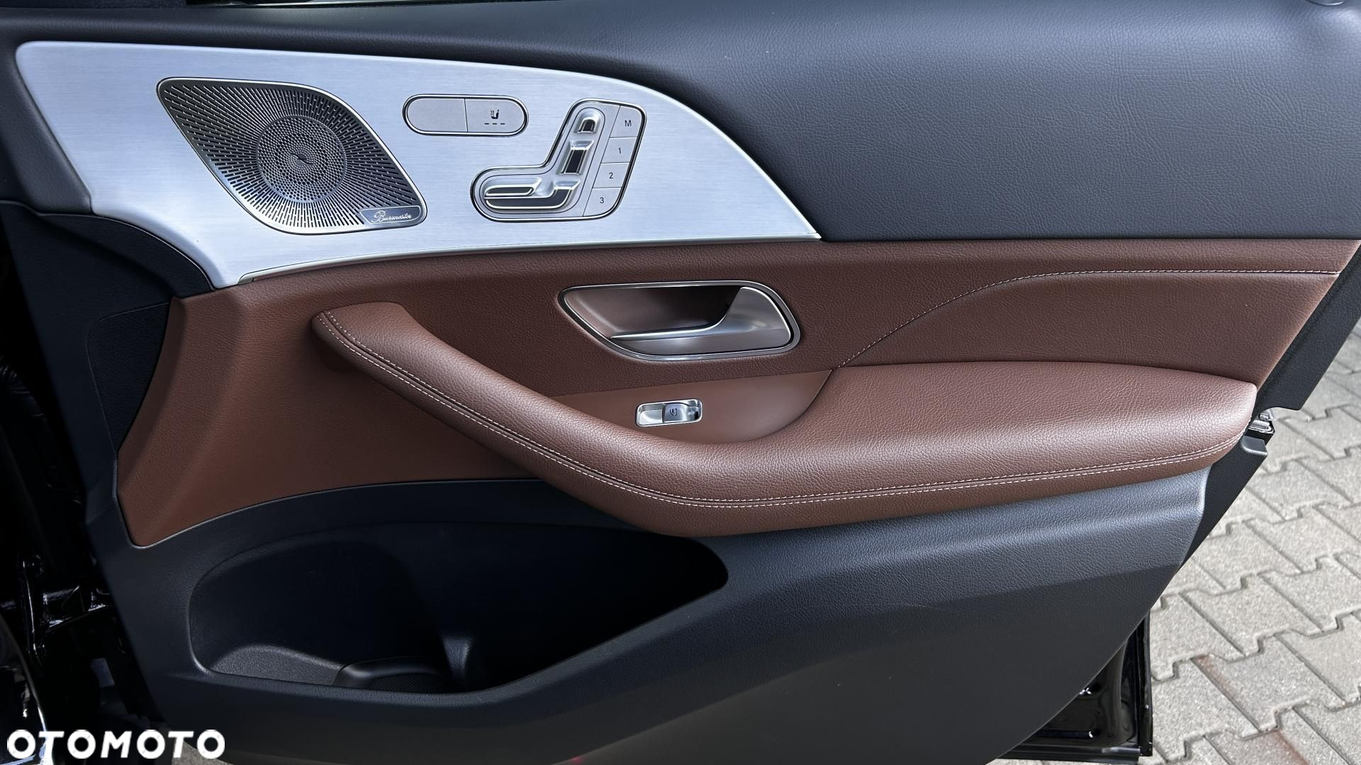 Mercedes-Benz GLE - 23