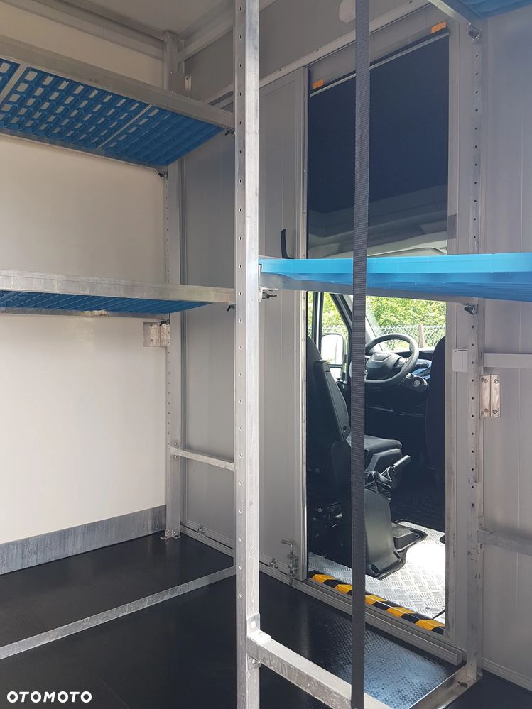 Iveco DAILY KONTENER NISKOPODŁOGOWY 4,44x2,23x2,43 SKLEP FOODTRUCK BAR KLIMA KONIOWÓZ KAMPER - 25