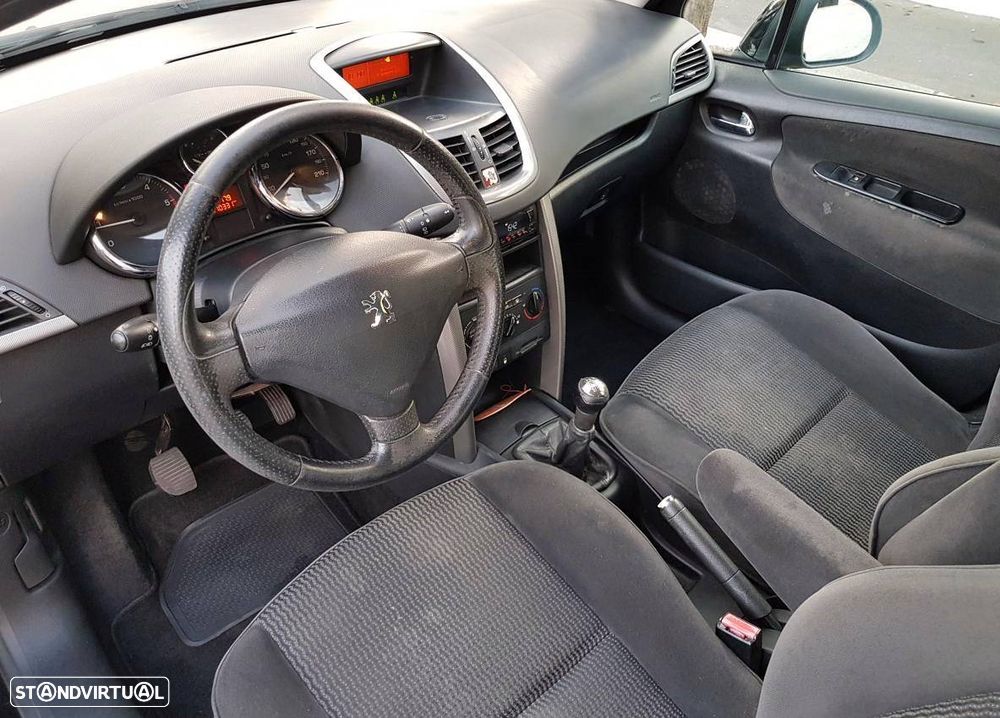 Peugeot 207 1.4 HDi Trendy - 4