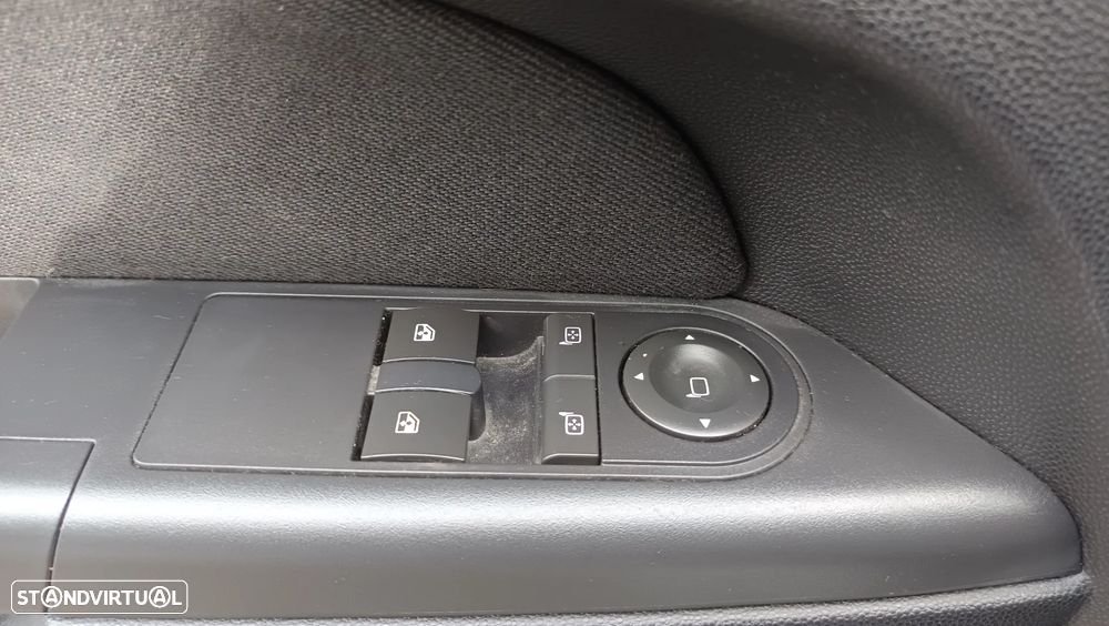 Opel Astra GTC 1.7 CDTI - 14