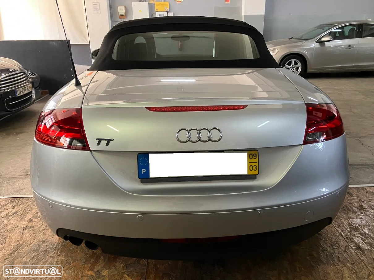 Audi TT Roadster 2.0 TFSi - 32