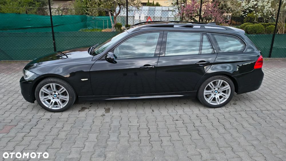 BMW Seria 3 330xi - 11