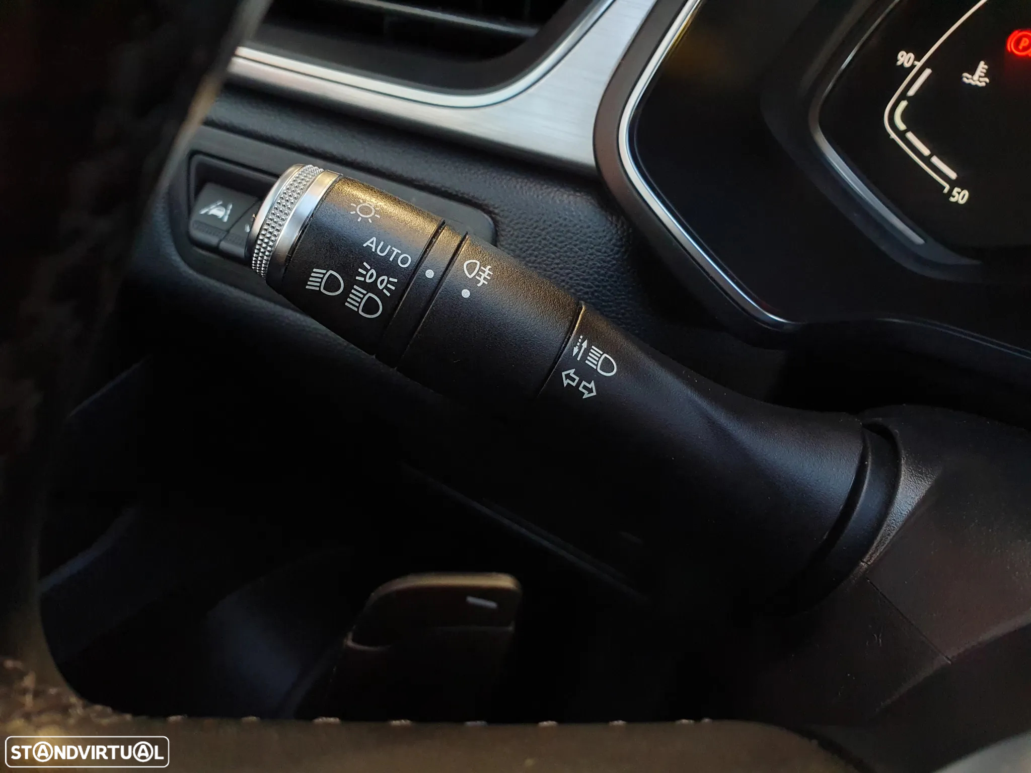 Renault Captur 1.5 dCi Exclusive EDC - 15