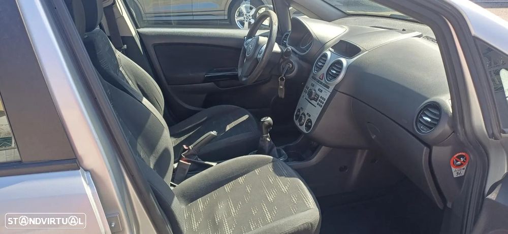 Opel Corsa 1.3 CDTI Enjoy EcoFLEX - 25