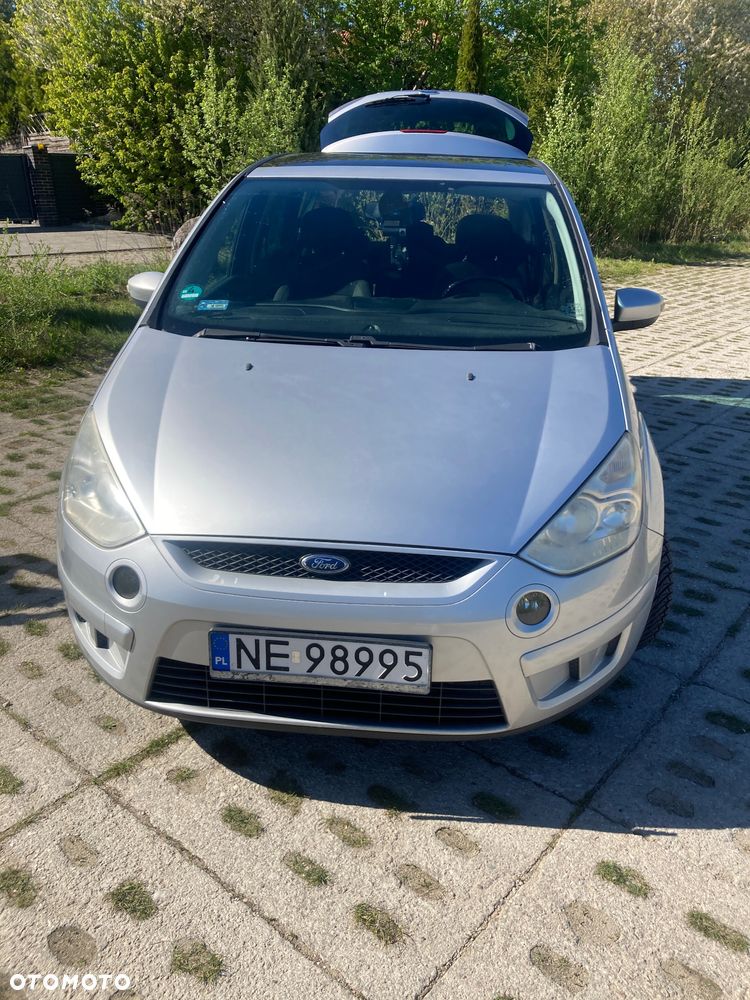 Ford S-Max - 10