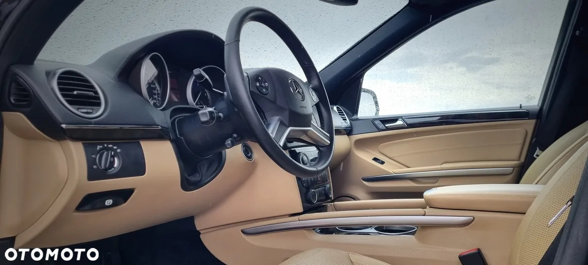 Mercedes-Benz GL 350 CDI - 7