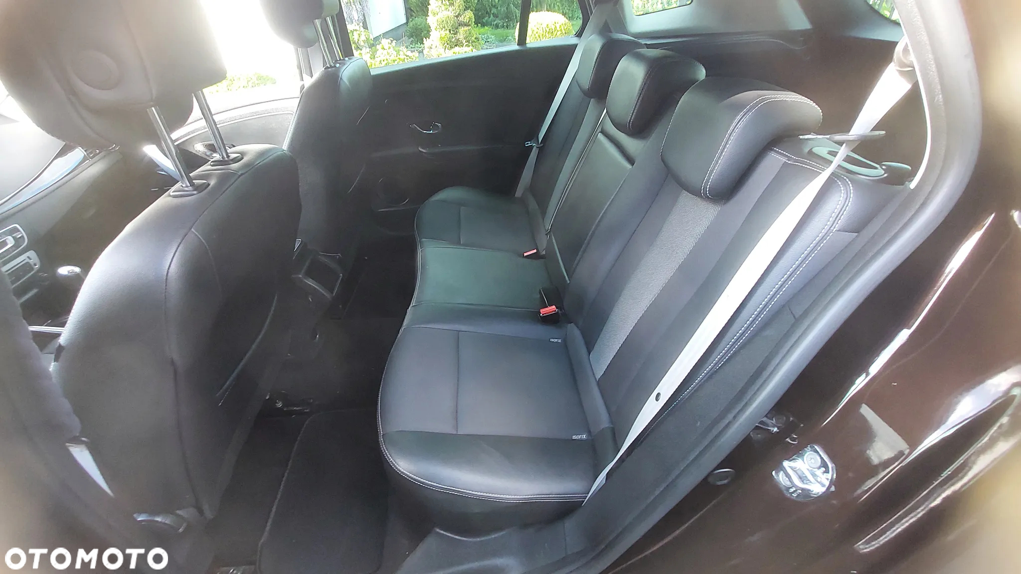 Renault Megane ENERGY TCe 115 Start & Stop Paris Business - 20
