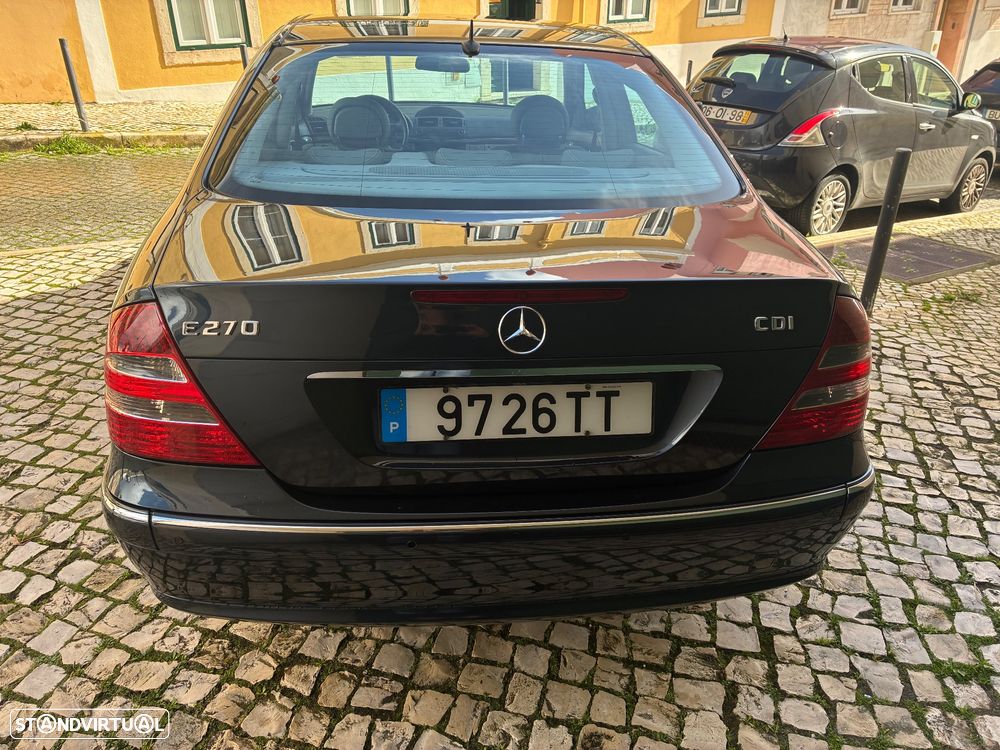 Mercedes-Benz E 270 - 6