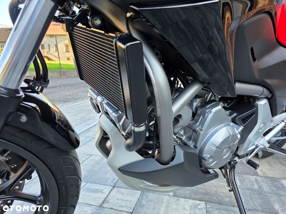 Honda NC - 22