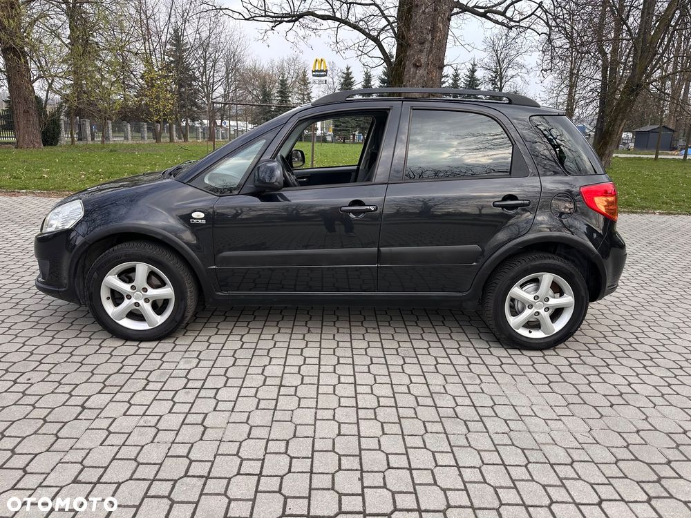 Suzuki SX4 1.9 DDiS DPF 4x4 Comfort - 32