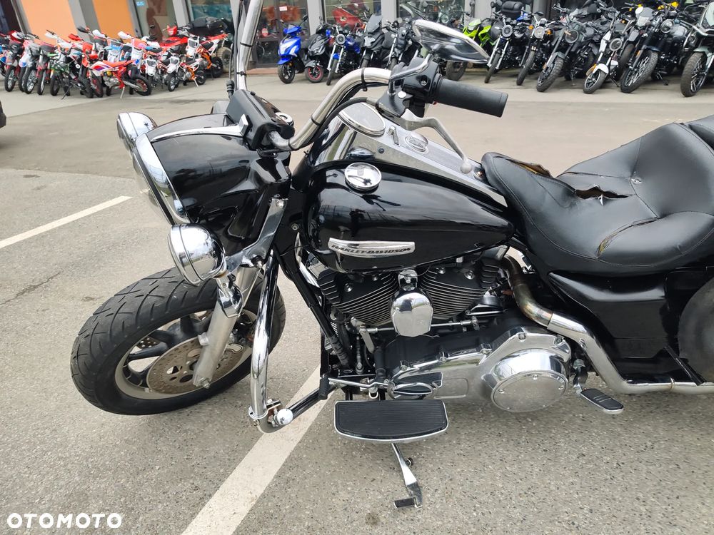 Harley-Davidson Touring Road King - 32