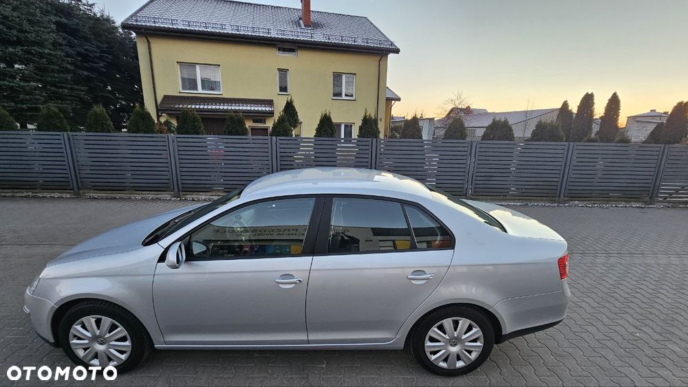 Volkswagen Jetta - 27