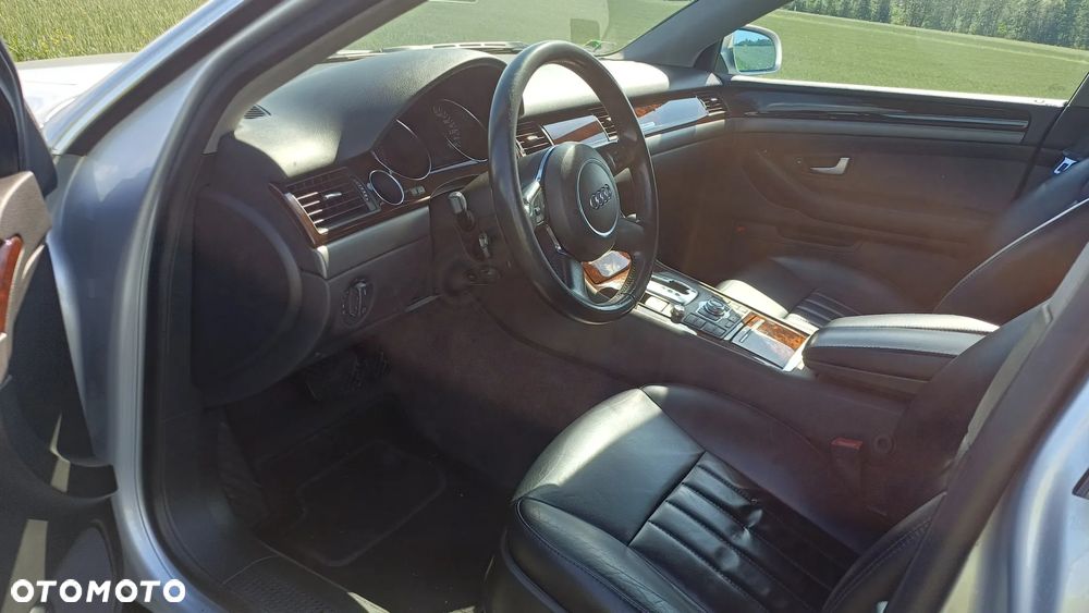 Audi A8 - 14