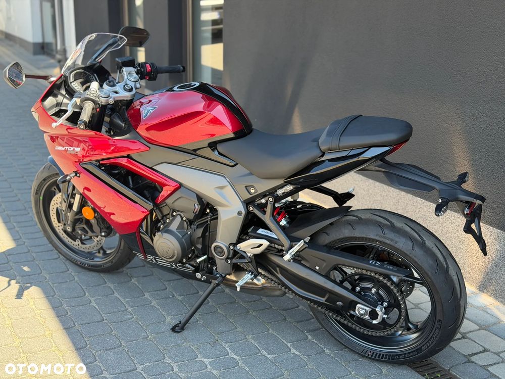 Triumph Daytona - 15