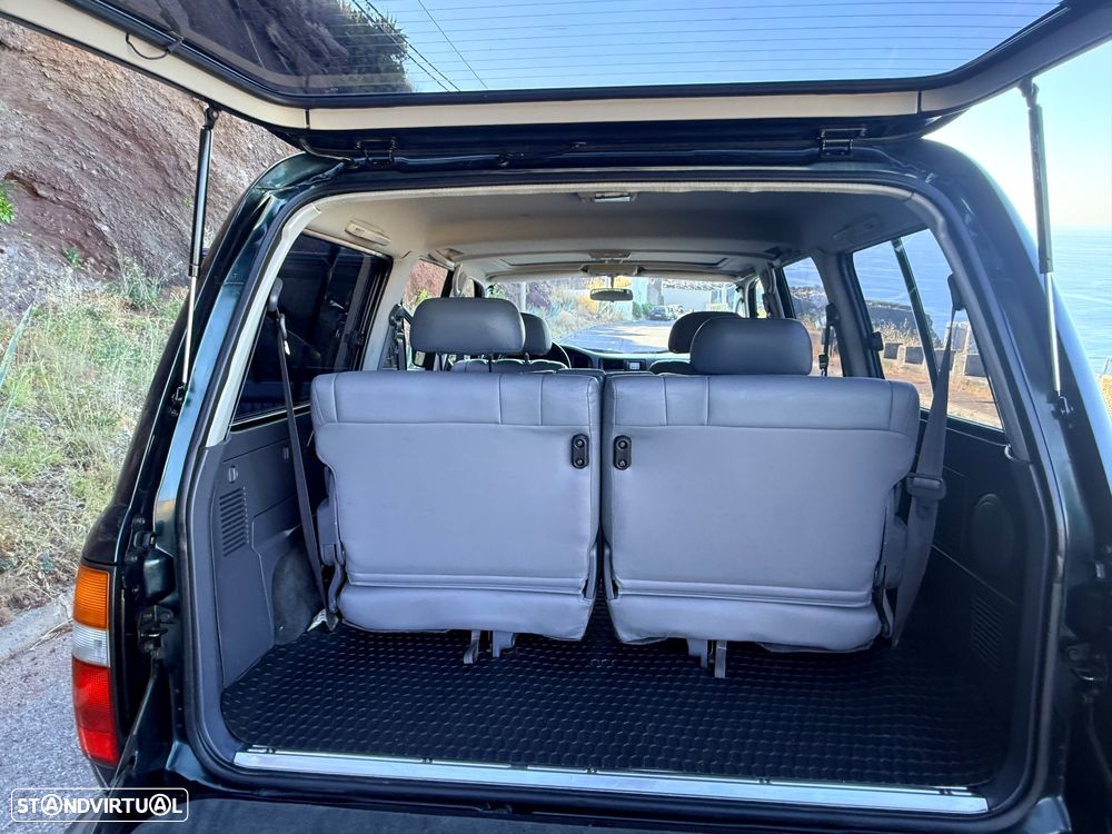 Toyota Land Cruiser 4.2 VX TD - 18