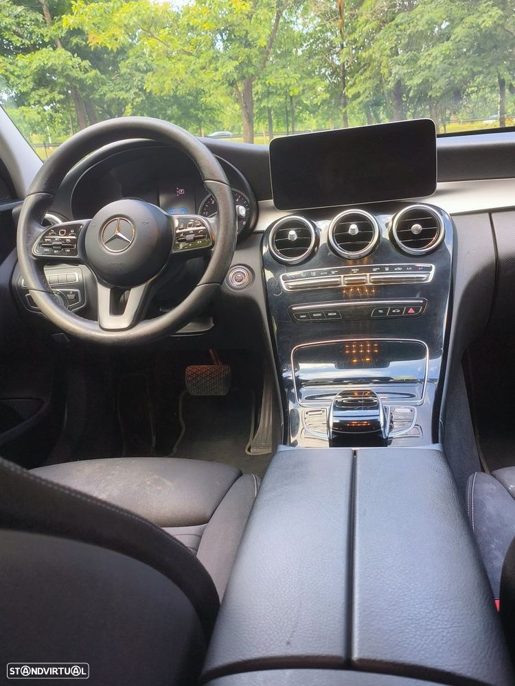 Mercedes-Benz C 300 de Avantgarde - 15