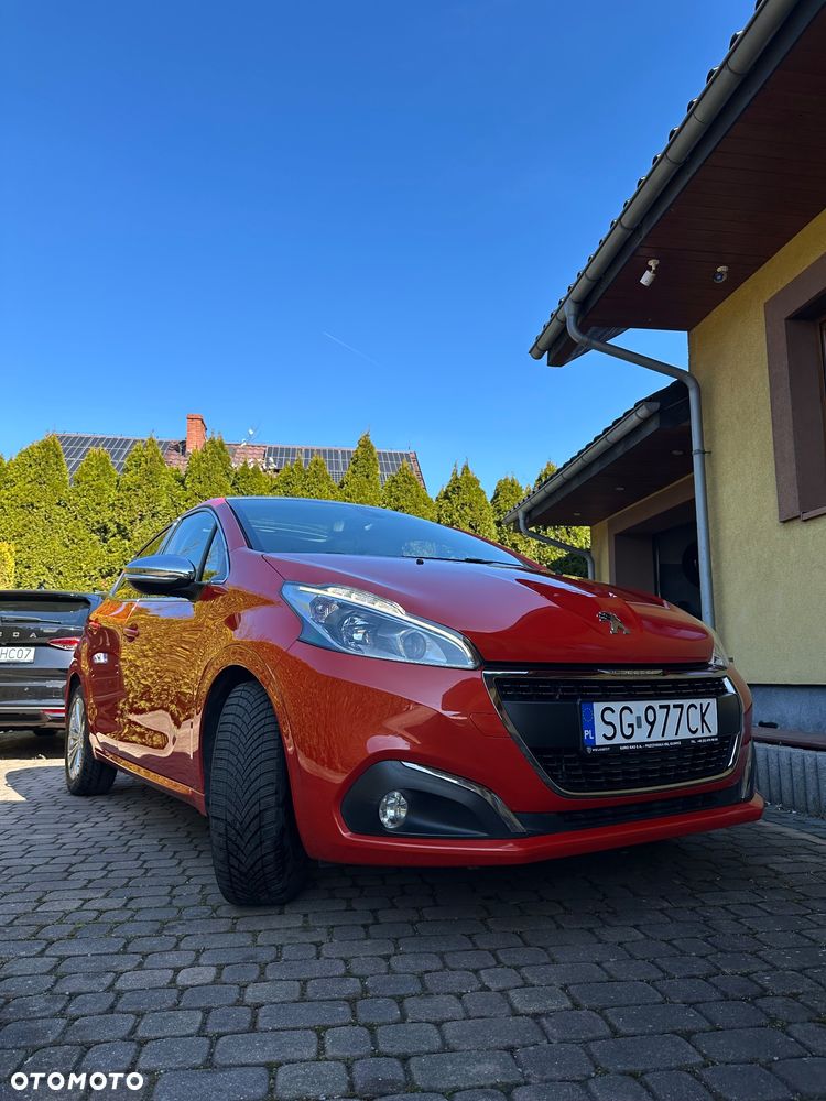 Peugeot 208 1.2 PureTech Allure - 2