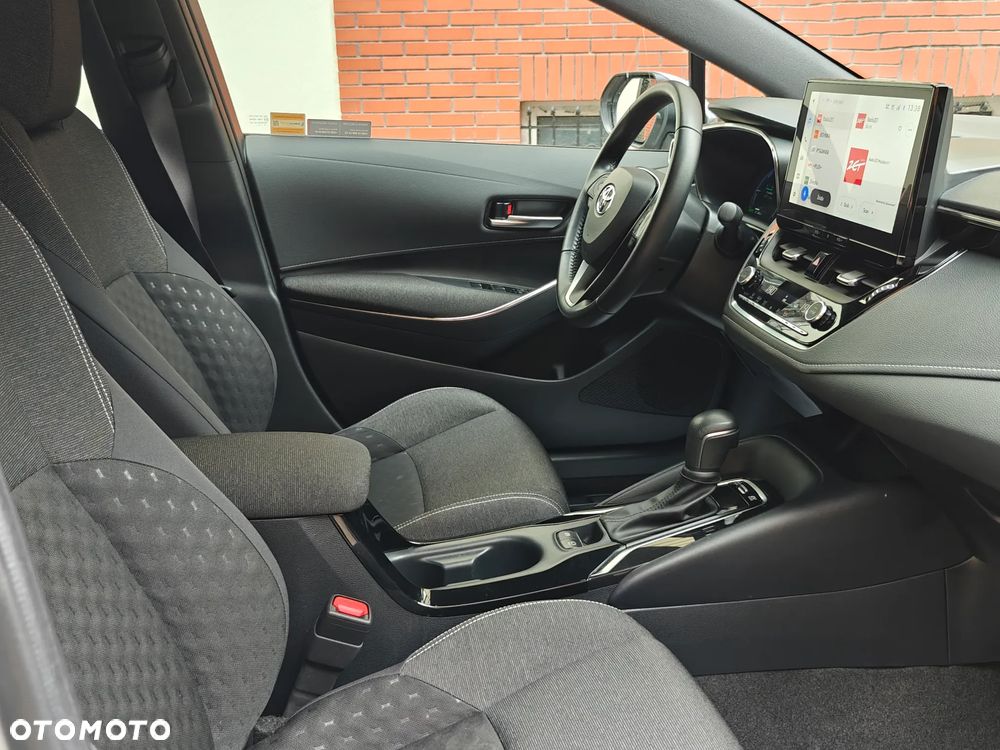 Toyota Corolla 1.8 Hybrid Comfort - 12