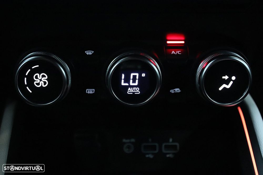 Renault Clio 1.0 TCe Techno - 13