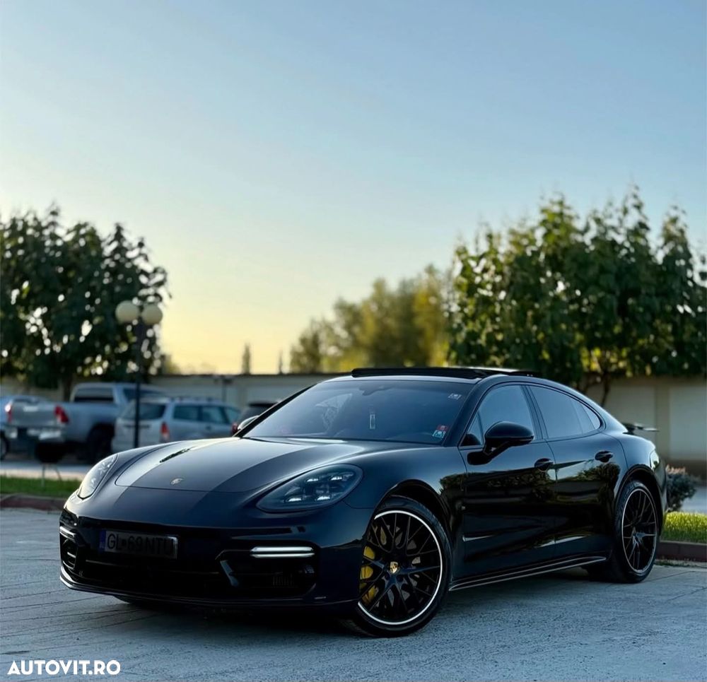 Porsche Panamera - 2