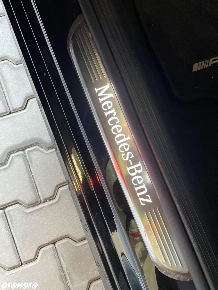 Mercedes-Benz Klasa E 220 d 9G-TRONIC AMG Line - 28