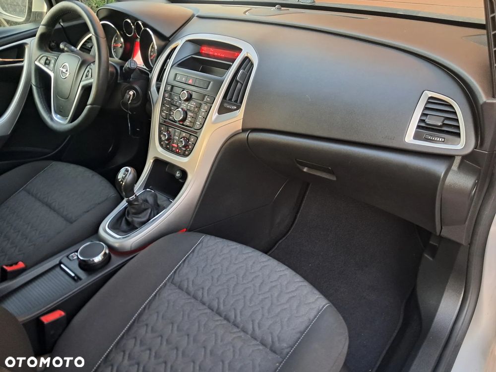 Opel Astra 1.4 Turbo Active - 24