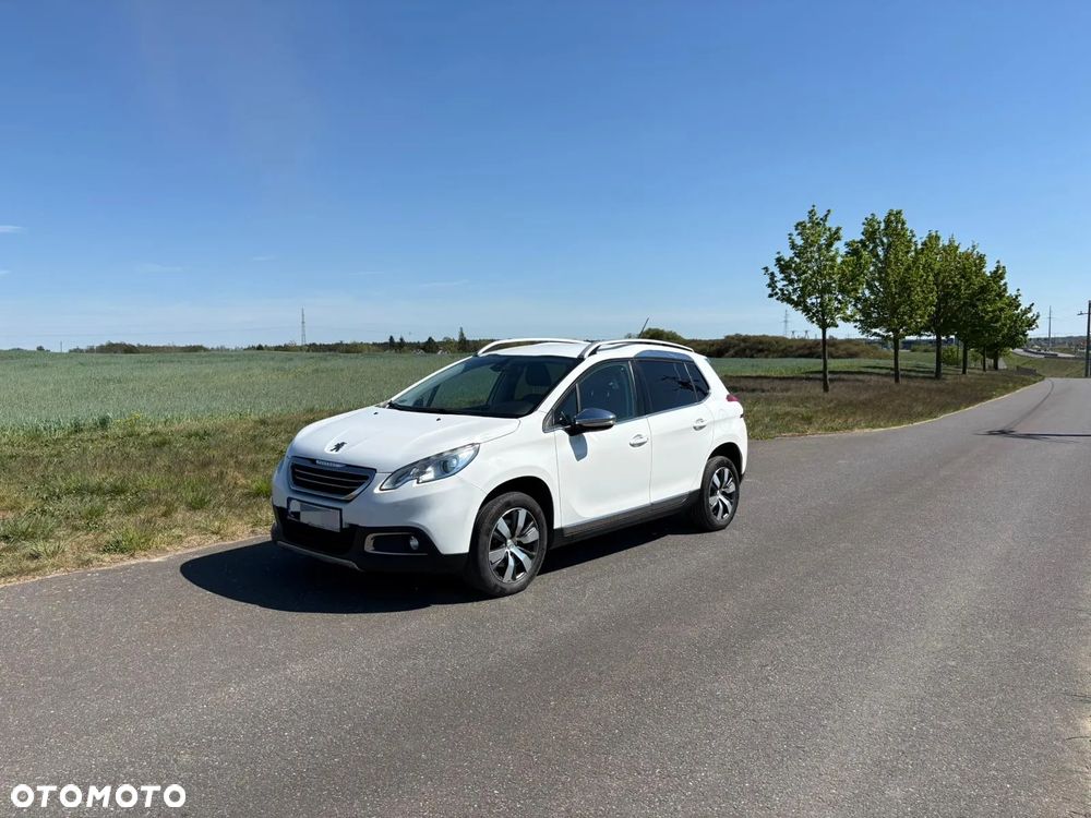 Peugeot 2008 e-HDi FAP 115 STOP & START Allure - 9
