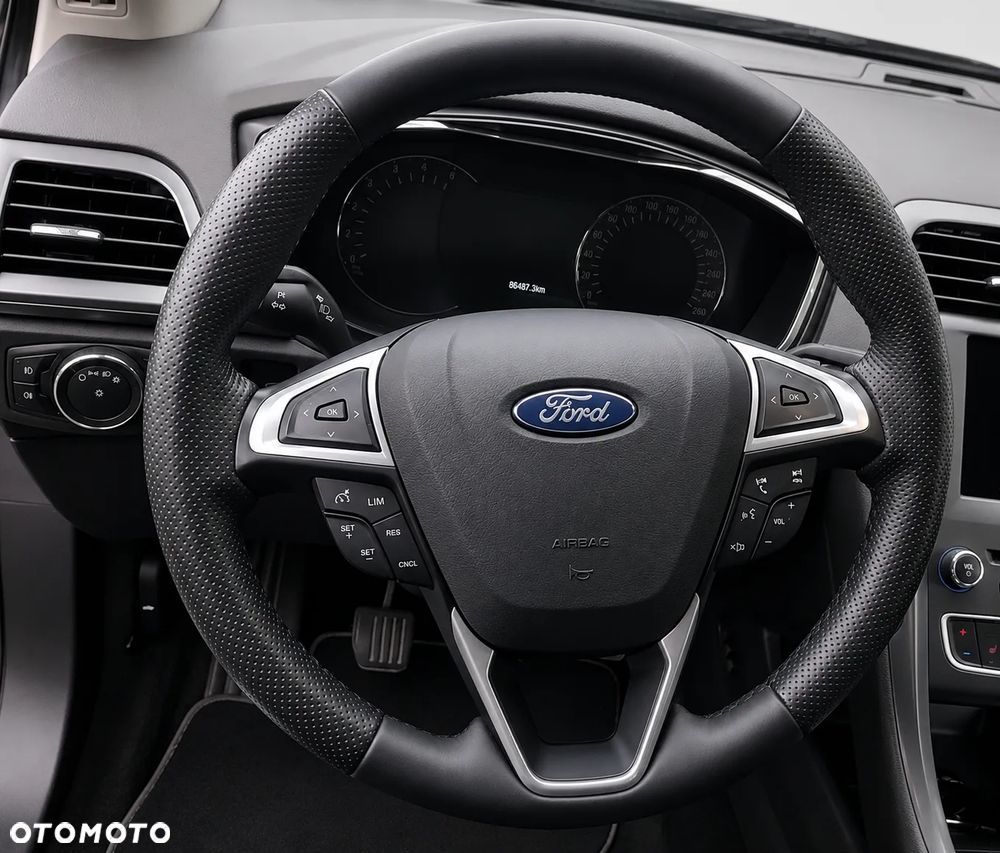 Ford Mondeo 2.0 TDCi Titanium - 23