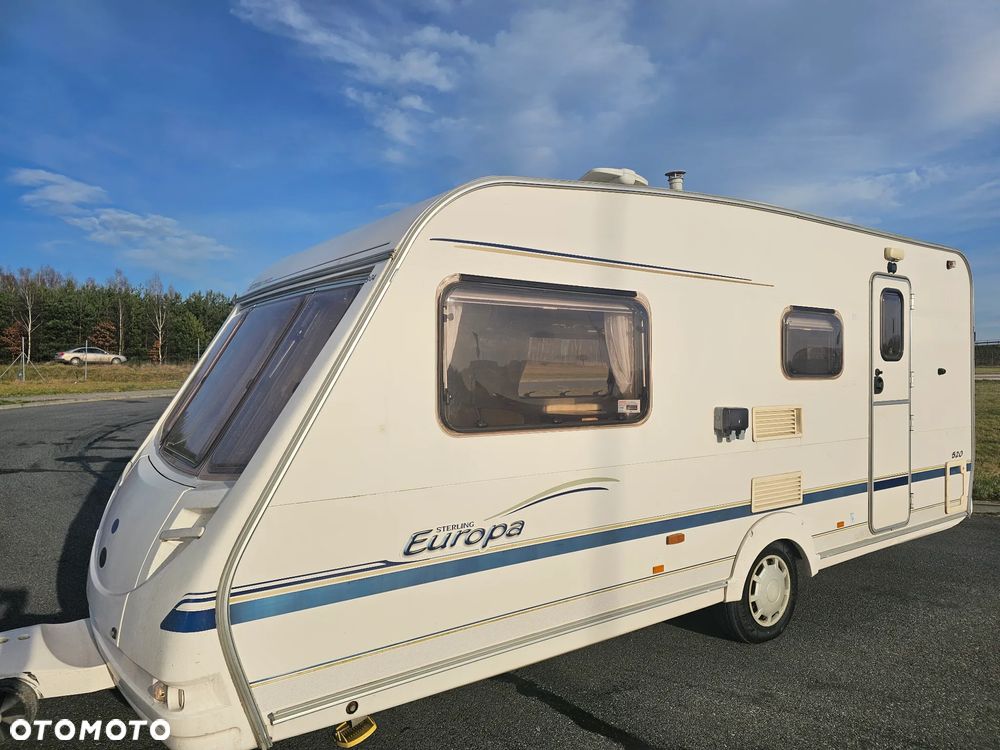 Hobby STERLING. WŁĄCZ FILMIK !!! 4 os. 2 SYPIALNIE. ŁÓŻKO PIĘTROWE. DUŻA ŁAZIENKA. NOWY SOLAR - 10