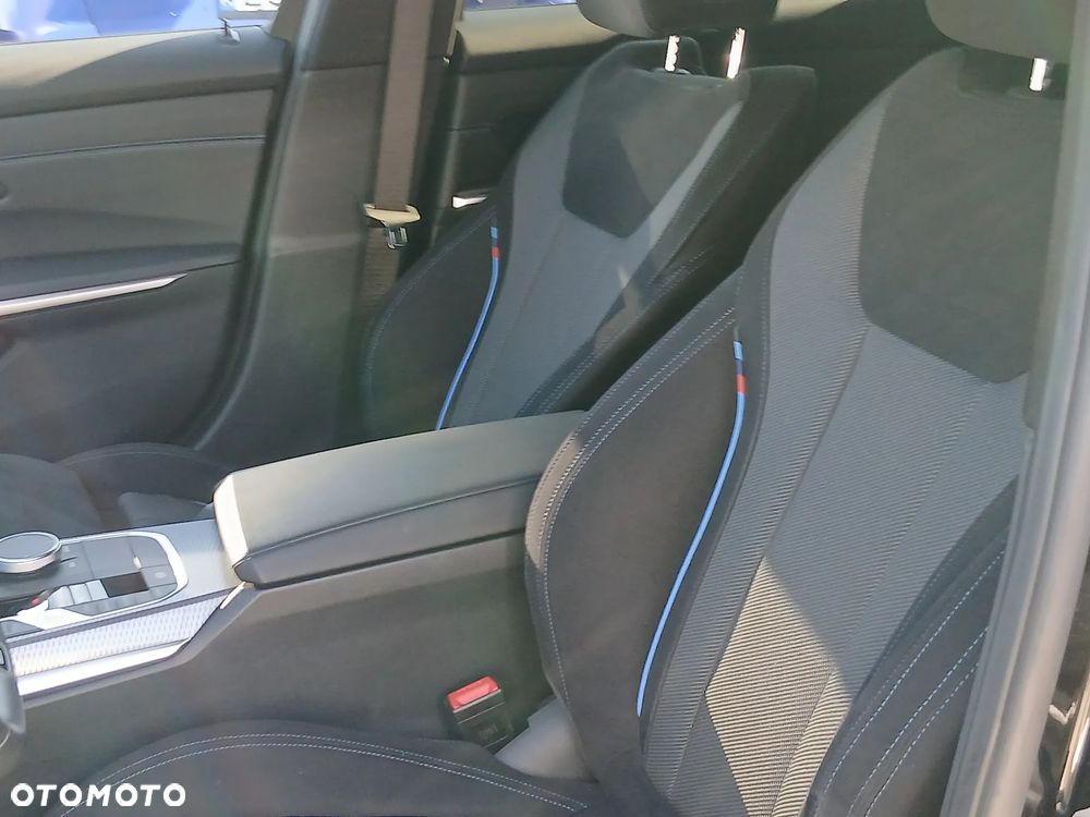 BMW Seria 3 320i M Sport Edition sport - 20