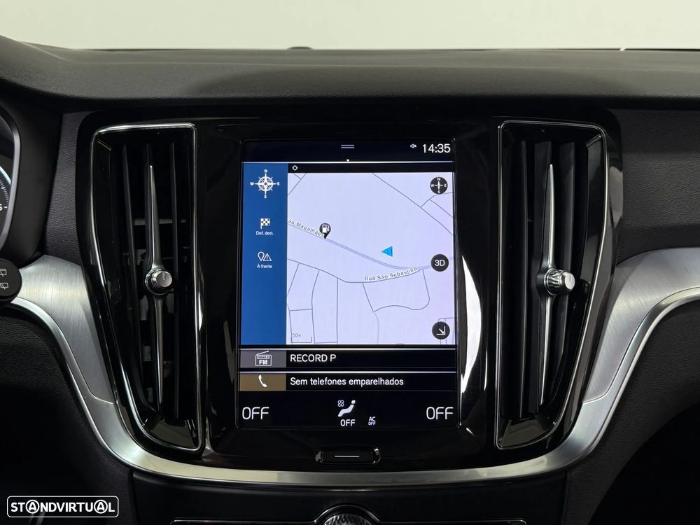 Volvo V60 2.0 D3 Momentum - 26