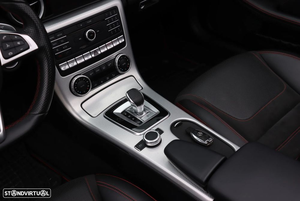 Mercedes-Benz SLC 43 AMG - 43