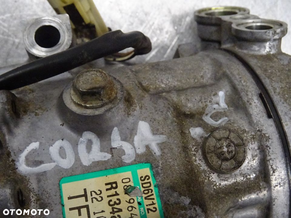OPEL CORSA C 00-03 SPRĘŻARKA KLIMATYZACJI 24461719 - 2