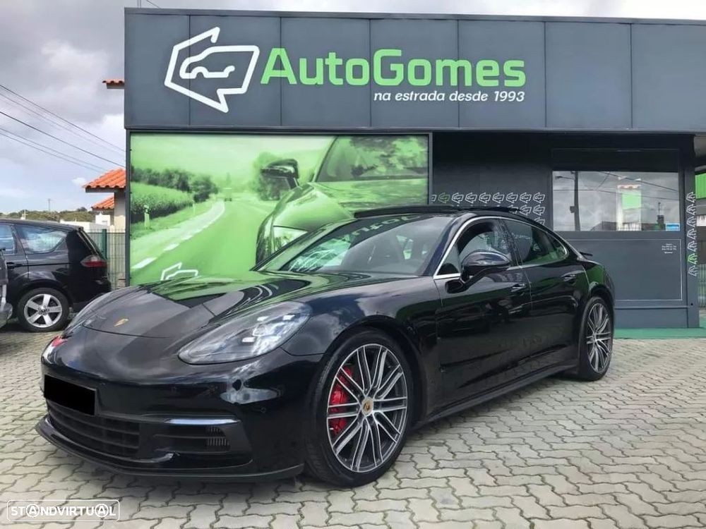 Porsche Panamera 4 S - 3