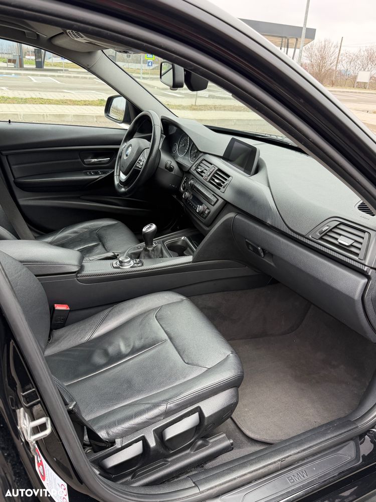 BMW Seria 3 318d - 10