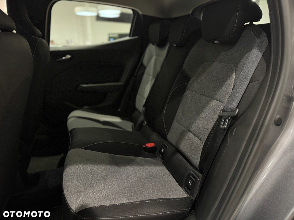 Mitsubishi Colt - 9