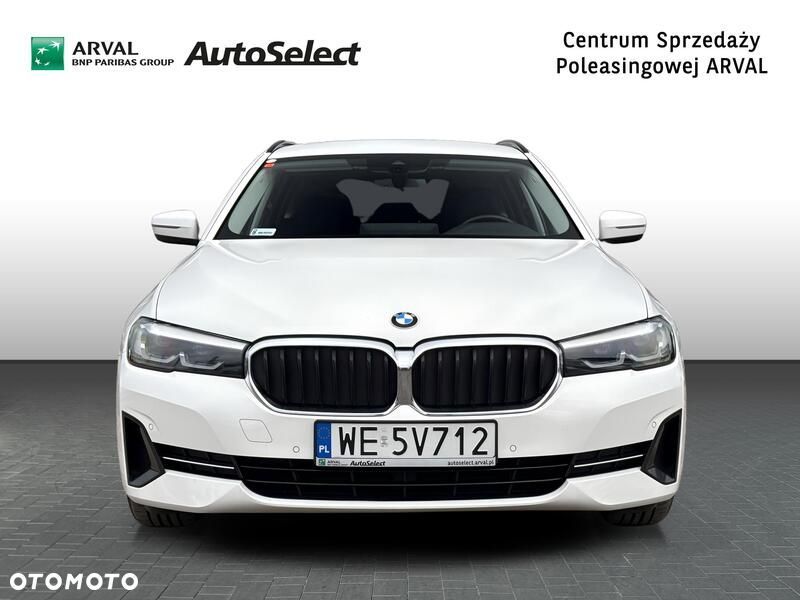 BMW Seria 5 520d xDrive mHEV - 9