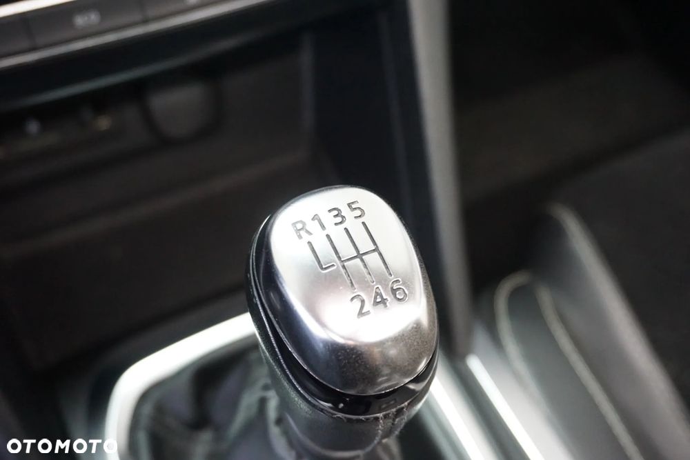 Renault Megane ENERGY dCi 110 EXPERIENCE - 32