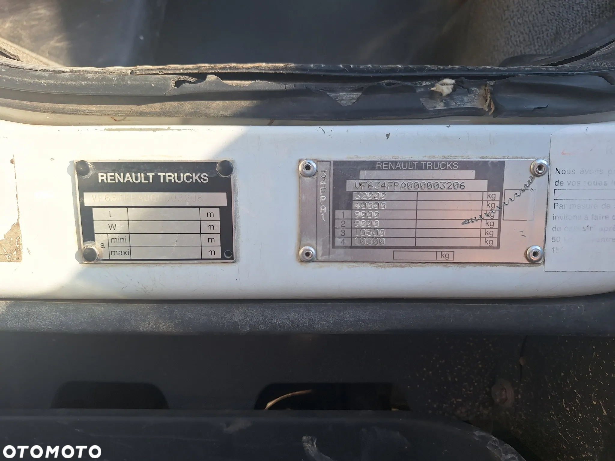 Renault KERAX 450 8x4 - 6