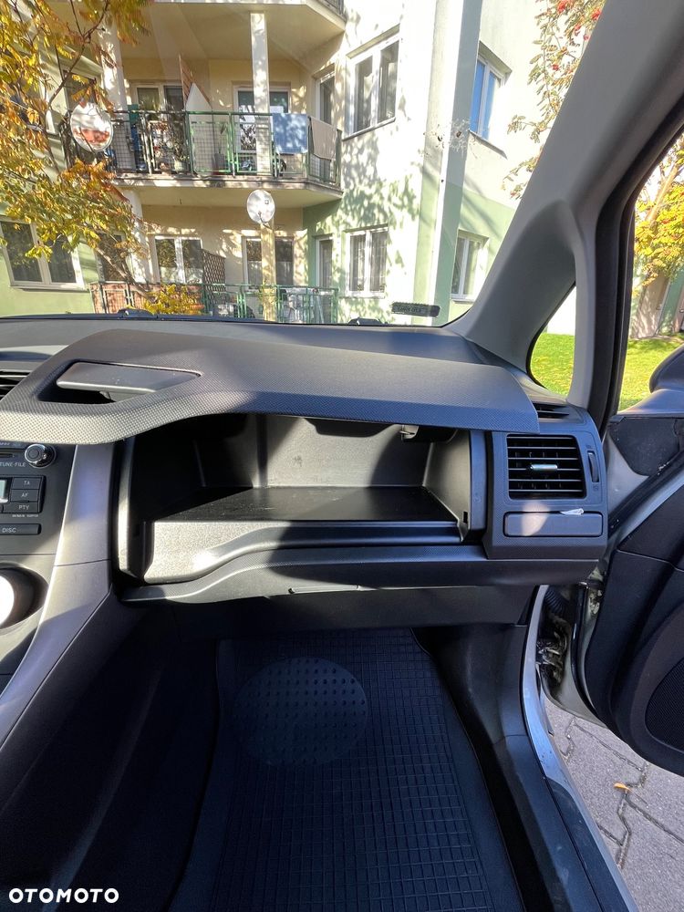 Toyota Auris - 25